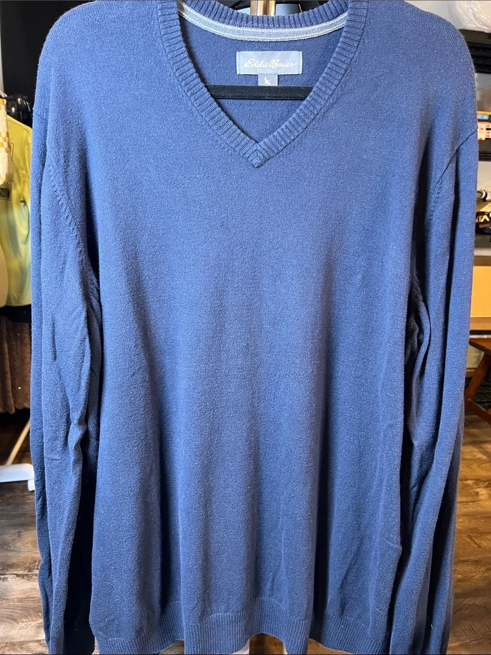 Eddie Bauer Men's V-Neck Sweater in Deep Navy Blue